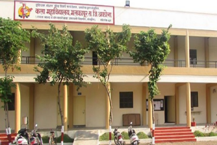https://cache.careers360.mobi/media/colleges/social-media/media-gallery/28747/2020/2/15/Campus view of Arts College Malkapur_Campus-View.jpg